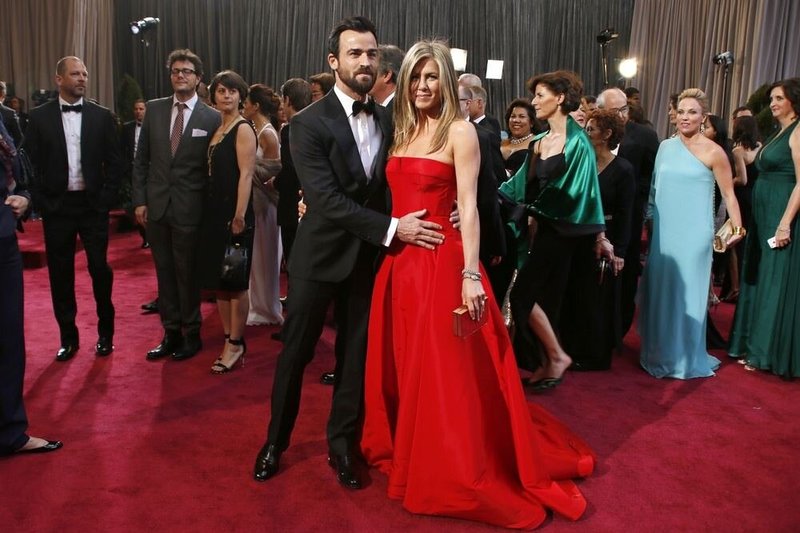 Jennifer Aniston ir Justinas Theroux atidėjo savo vestuves iki vasaros pabaigos