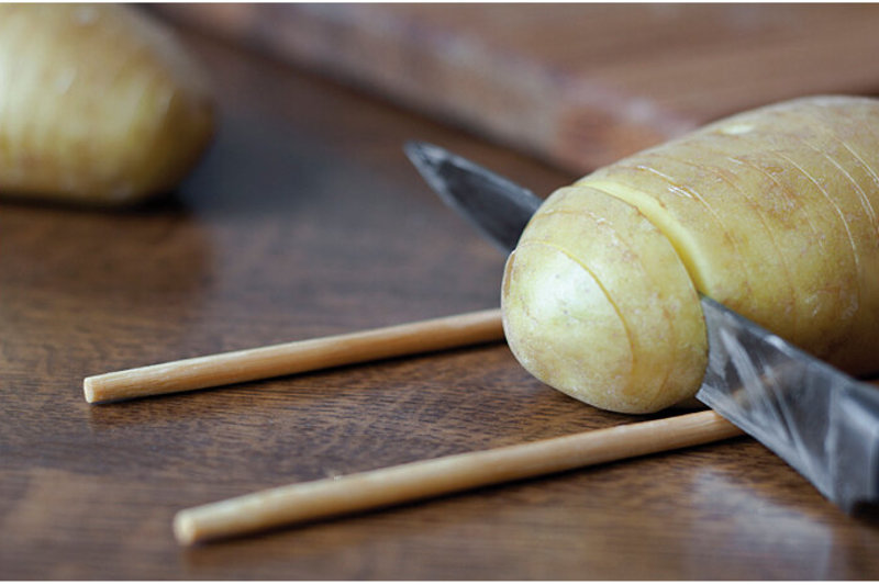 Bulvės švediškai „Hasselback Potatoes“