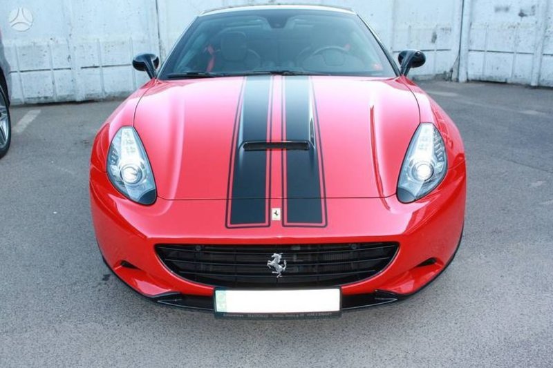 „Ferrari California“