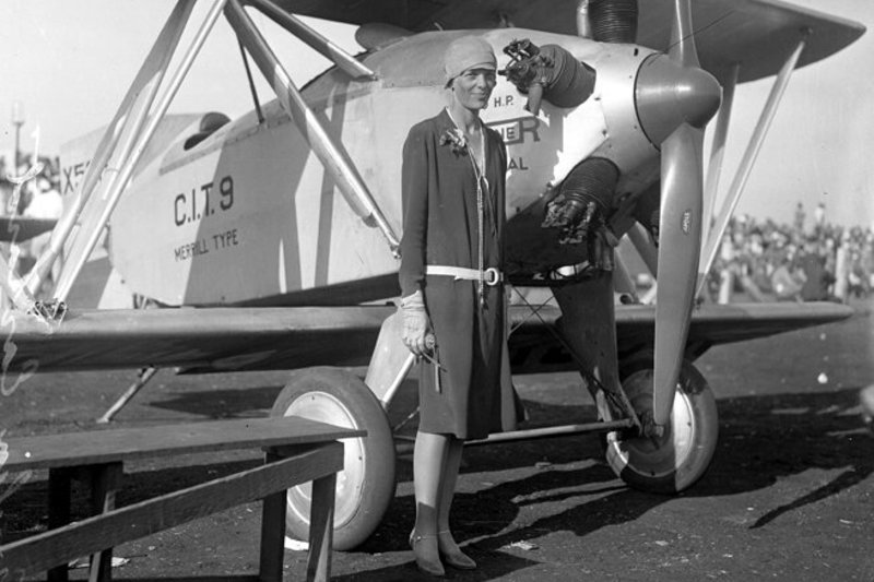 Amelia Mary Earhart, 1928 m.