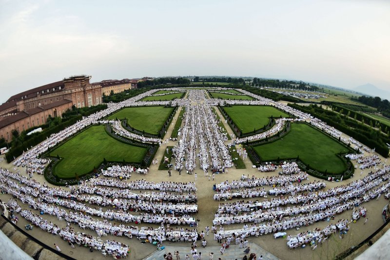 Vakarienė baltai Italijoje