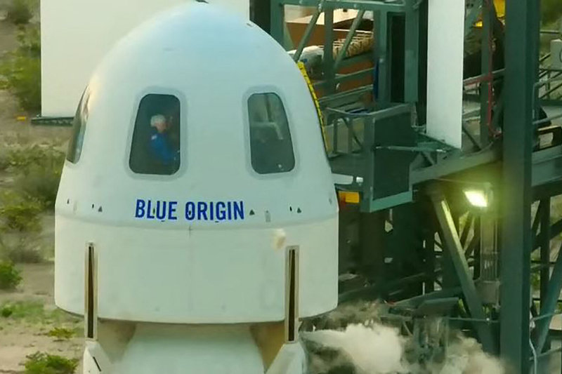 JAV aerokosminių technologijų bendrovės „Blue Origin“ raketa į kosmosą pakils spalio 12 dieną 