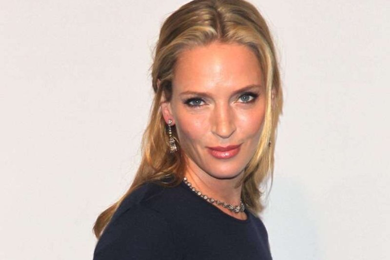 Uma Thurman: „Robertas Pattinsonas labai žavus“