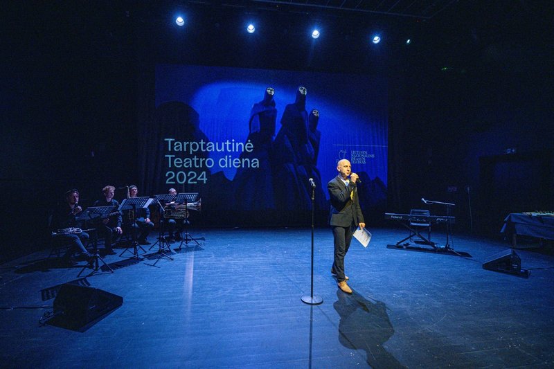 LNDT Teatro dienos proga apdovanojo geriausius savo trupės aktorius