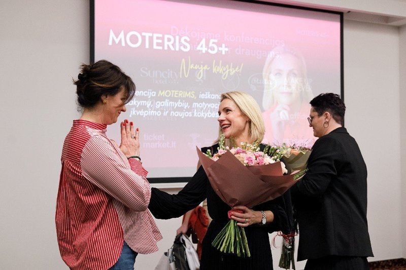 Įvyko pirmoji konferencija Lietuvoje drąsiai kalbanti apie moters amžių: ar amžius iš tiesų nubrėžia ribas?