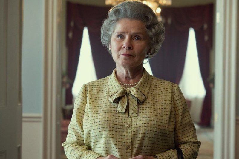 Imelda Staunton seriale „Karūna“