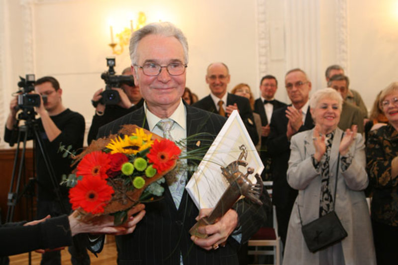 Mirė Kauno valstybinio muzikinio teatro solistas, baritonas Mykolas Rekys