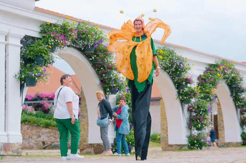 Gėlių, meno ir meilės festivalis Pakruojo dvare