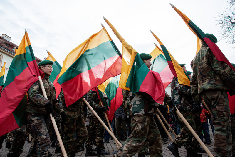 Trijų Baltijos valstybių vėliavų pakėlimo ceremonija Vilniuje, S. Daukanto aikštėje/ Gretos Skaraitienės „ŽMONĖS Foto“ nuotr.