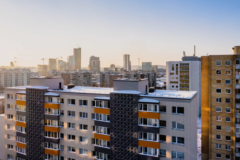 Šiaulių banko grupės valdomi pensijų fondai į daugiabučių renovaciją investuoja dar 7,5 mln. eurų