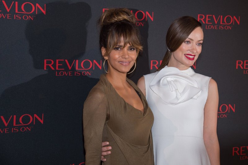 Halle Berry ir Olivia Wilde 