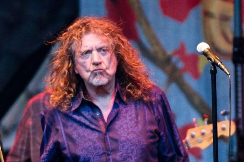 Grupės „Led Zeppelin“ legenda Robertas Plantas prašo policijos pagalbos – jį jau trejus metus persekioja pamišusi gerbėja