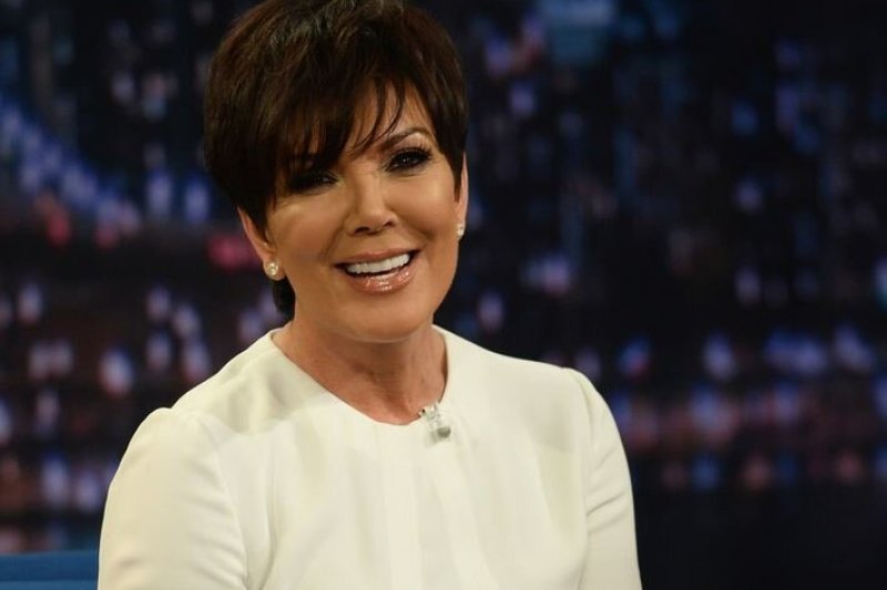 Kris Jenner gailisi, kad prieš 22-ejus metus išsiskyrė su Robertu Kardashianu