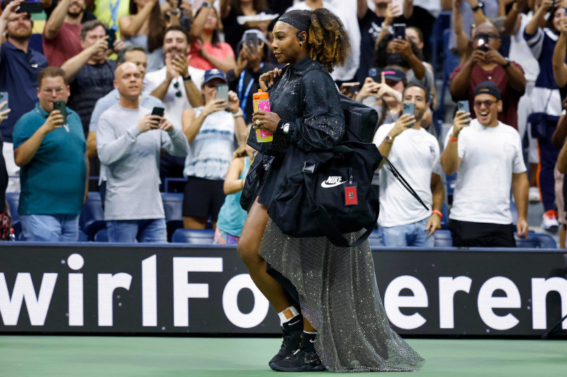 Kortų legenda karjerą baigė pralaimėjimu (nugalėjusi Juodkalnijos atstovę Danką Kovinic ir estę Anett Kontaveit, nusileido Ajlai Tomljanovič iš Australijos), tačiau tenisą paliko aukštai iškelta galva – pademonstravusi puikų žaidimą ir... efektingus apdarus / Scanpix nuotrauka