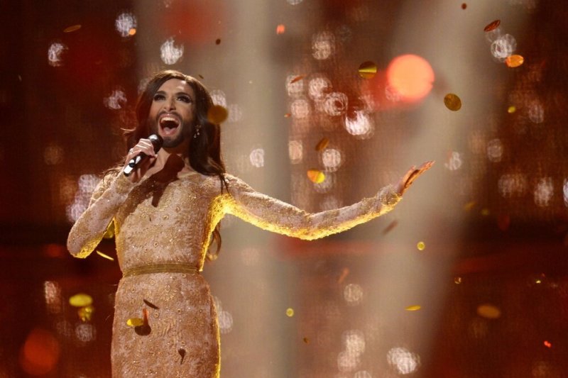 „Eurovizijoje 2014“ triumfavo barzdotasis transvestitas iš Austrijos Conchita Wurst!