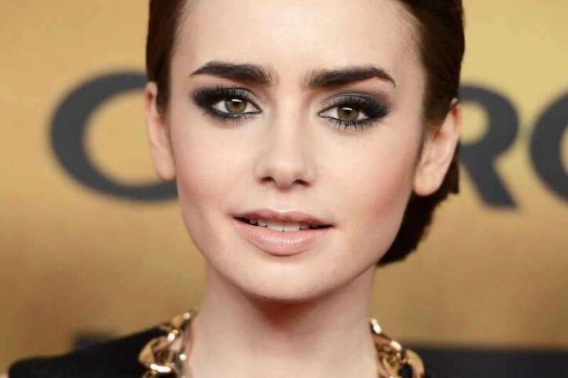 Lily Collins tapo naujuoju „Lancome“ kosmetikos veidu