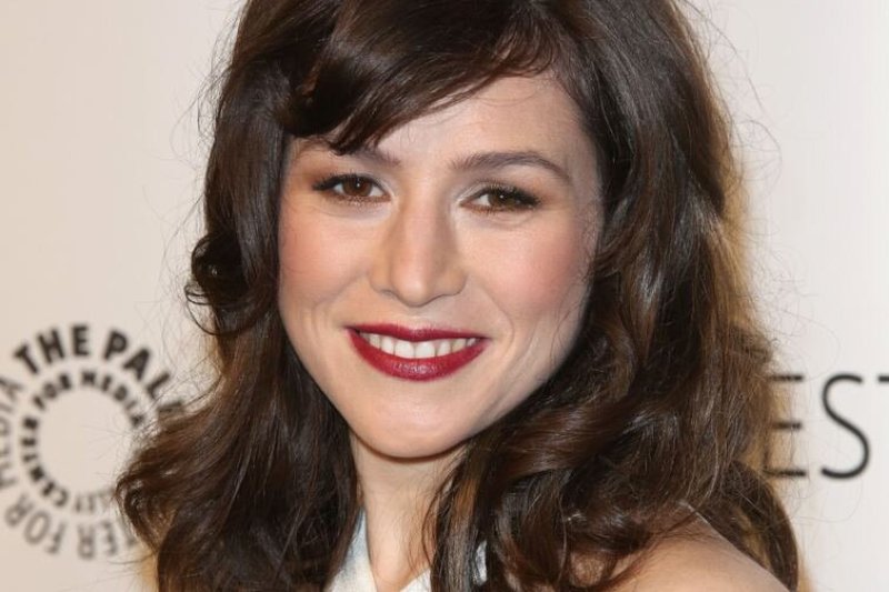 Aktorė Yael Stone vaidindama pirmą sekso sceną ekrane pati dar buvo nekalta