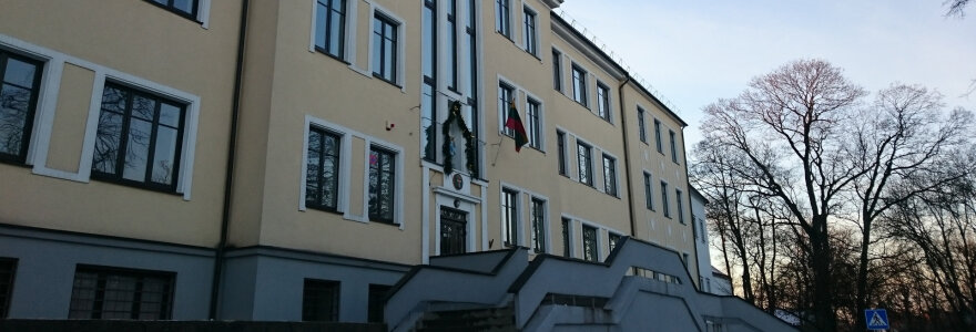 Vie&scaron;oji įstaiga Pranci&scaron;konų gimnazija nuo &scaron;iol saugesnė. UAB \"Baltijos žiedas\" nuotr.