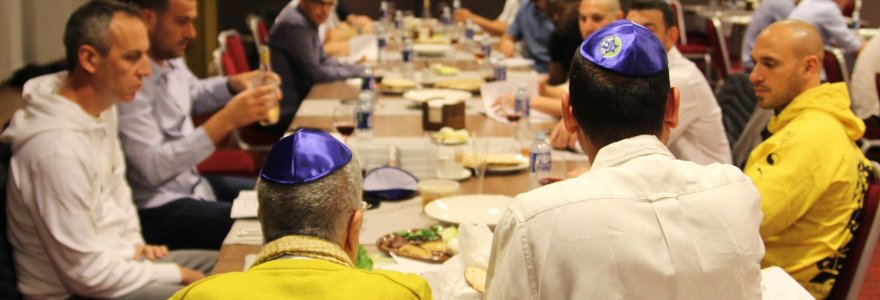 Pirmoji Pesacho vakarienė – Sederas