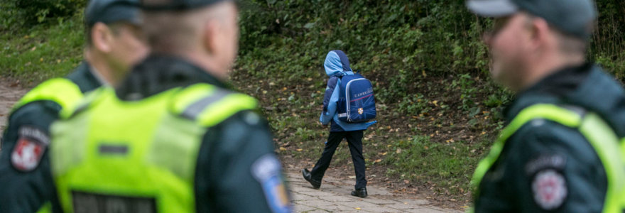 Vilaiaus policijos pareigūnai tikrino ar saugiai važami vaikai