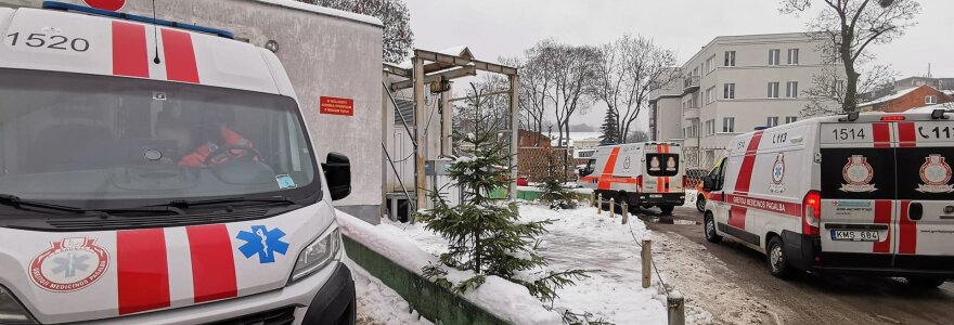 Vaizdas &scaron;alia priėmimo, skubios pagalbos ir traumų skyriaus (traumatologijos punkto) Kaune