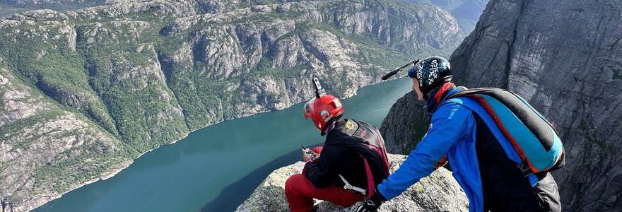 „BASE jumper‘io“ Martyno Šniokos šuoliai