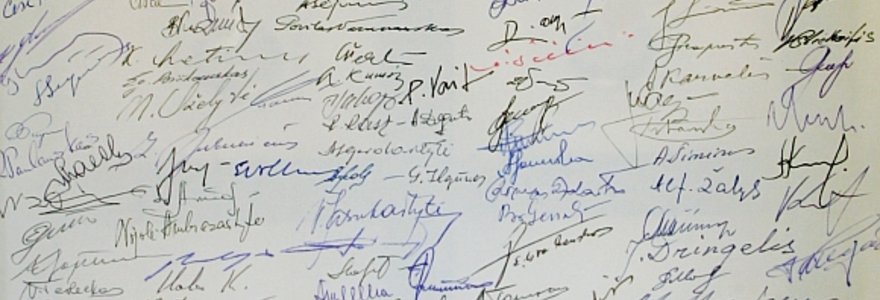 Signatarų parašai ant Lietuvos nepriklausomos valstybės atstatymo akto