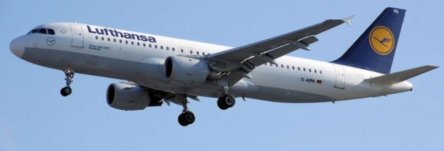 Aviakompanijos „Lufthansa“ laineris „Airbus A-320“