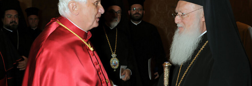 Graikų ortodoksų patriarcho Bartolomejaus I ir popiežiaus Bendikto XVI susitikimas