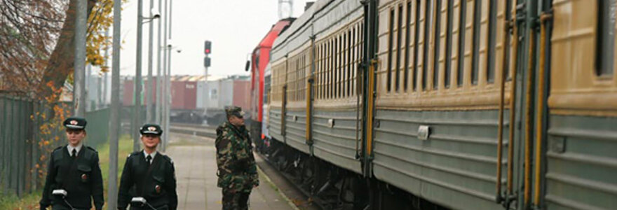 Traukinys Kenos geležinkelio stotyje