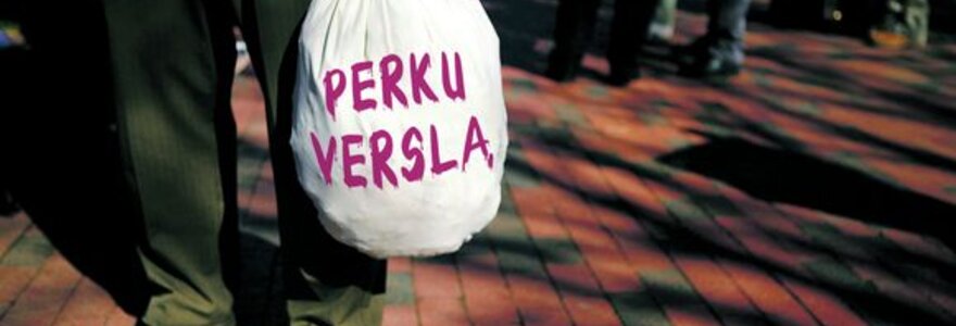 Pastebima, kad &scaron;alyje daugėja parduodamų įmonių, kurias dažniausiai įsigyja kapitalo turintys fiziniai asmenys.