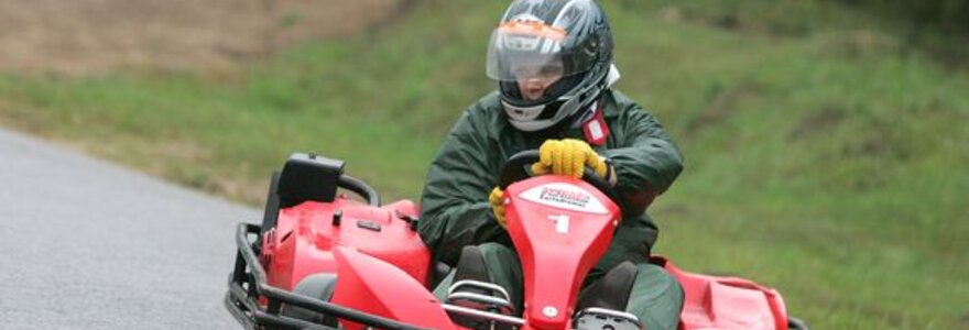 Kartingai
