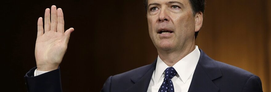 Jamesas Comey