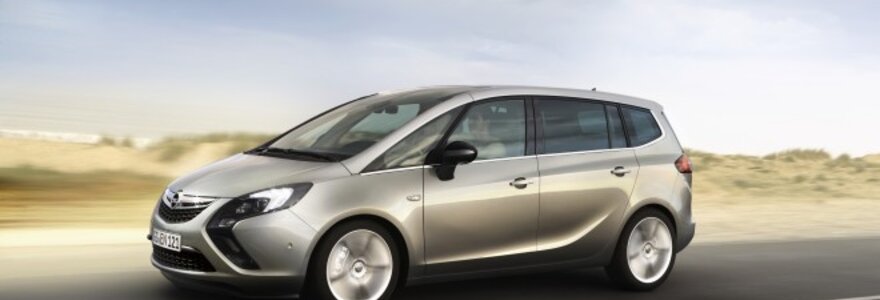 &bdquo;Opel Zafira Tourer&ldquo; bus gaminama greta klasikinės &bdquo;Zafira&ldquo;