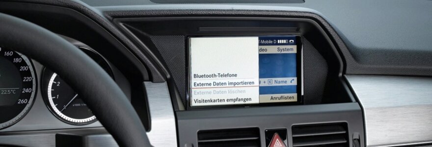 &bdquo;Mercedes-Benz&rdquo; pasiūlys &bdquo;Apple iPhone&rdquo; jungtį