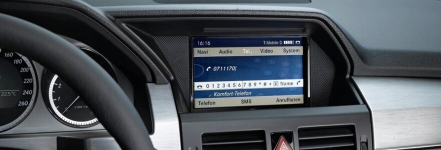 &bdquo;Mercedes-Benz&rdquo; pasiūlys &bdquo;Apple iPhone&rdquo; jungtį
