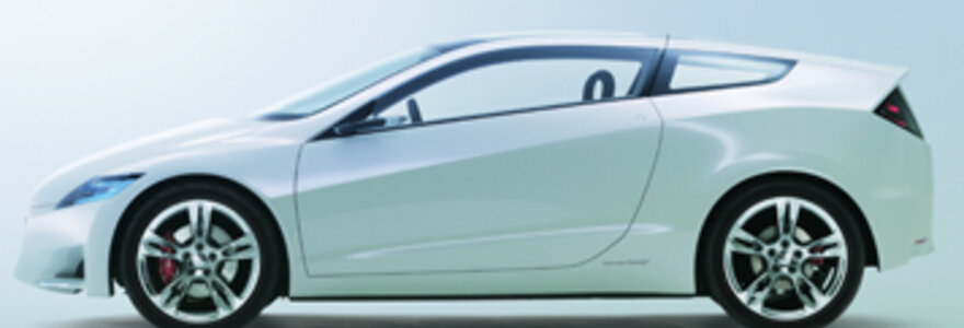 &bdquo;Honda&ldquo; gamins sportinį automobilį su hibridiniu varikliu