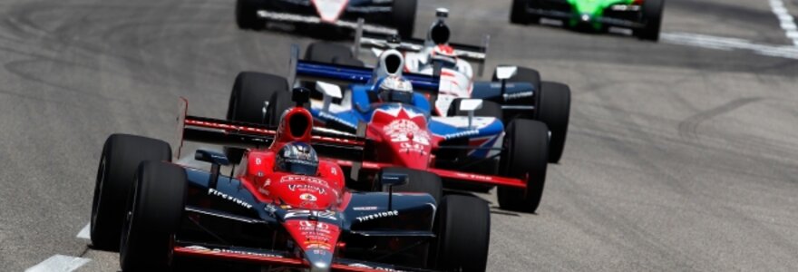 &bdquo;IndyCar&ldquo; lenktynių Teksase kvalifikacijos akimirka