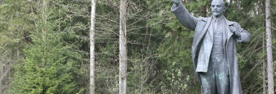Skulptūra Leninui Grūto parke