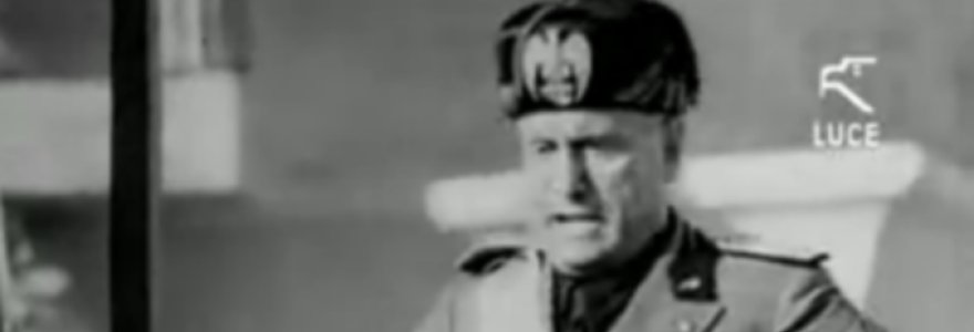 Benito Mussolini (1934 m.)