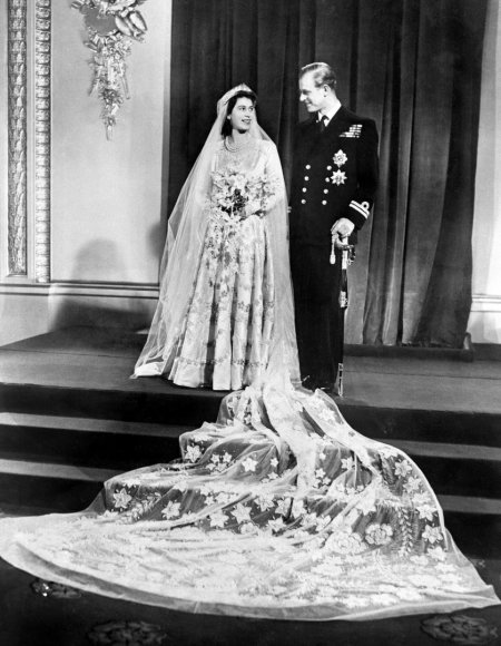 AFP/„Scanpix“ nuotr./Karalienė Elizabeth II ir princas Philipas