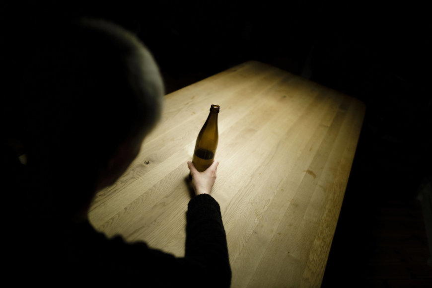 AFP/„Scanpix“ nuotr./Alkoholiio vartojimas