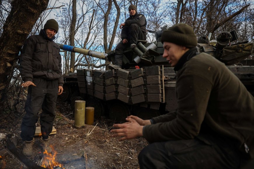 AFP/„Scanpix“ nuotr./Ukrainos kariai prie Bachmuto