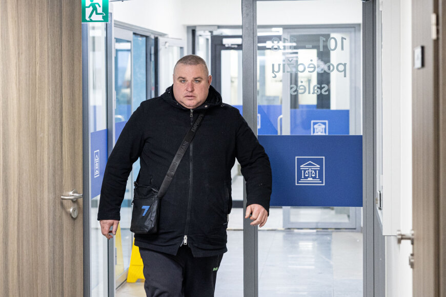 Pauliaus Peleckio / BNS nuotr./Alfredas Paškovskis teisme