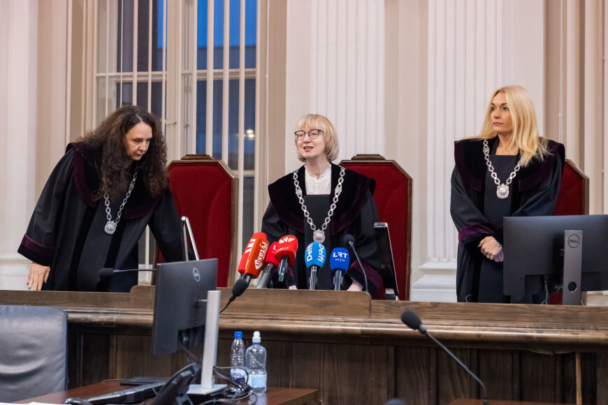Patricija Adamovič / BNS/Teisėja Nida Vigelienė (viduryje)