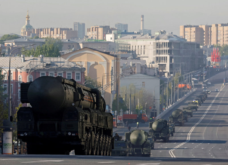 „Reuters“/„Scanpix“/Pergalės dienos paradas Maskvoje