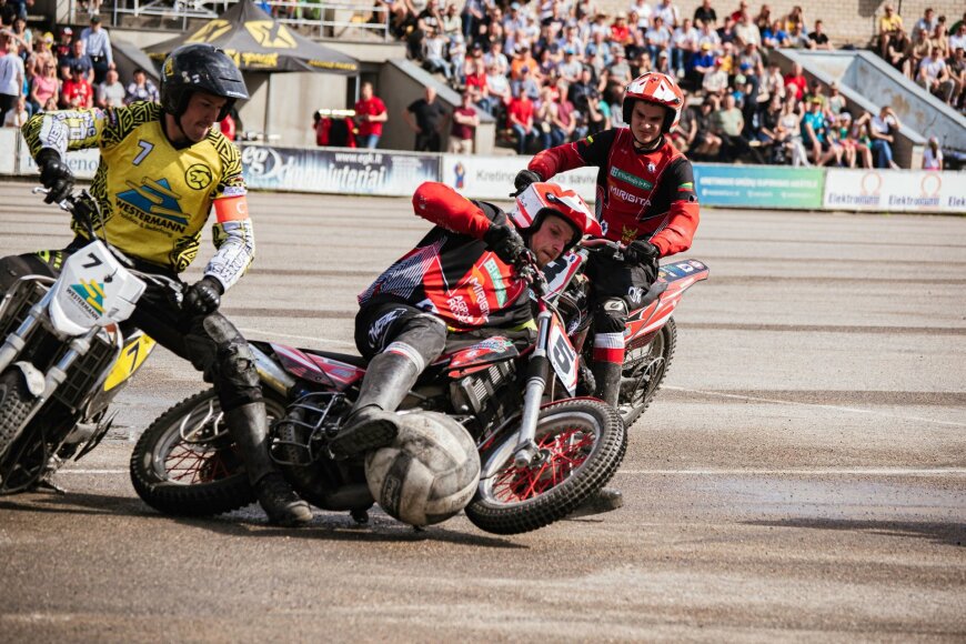 Dariaus Žvinklio nuotr./Kretingoje įvyko pirmosios 2023 m. Europos Motobolo Čempionų Taurės varžybos