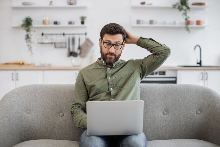 Dvejojantis pirkėjas (Shutterstock nuotr.)