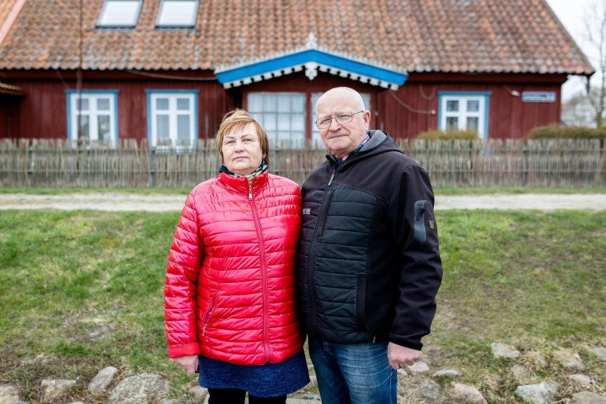 Lukas Balandis / BNS nuotr./Jurgis ir Ona Gečai Minijos kaime kuria unikalų muziejų