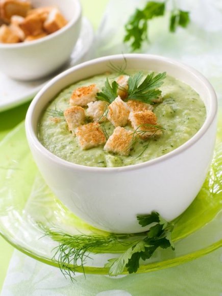 Brokolinių kopūstų sriuba